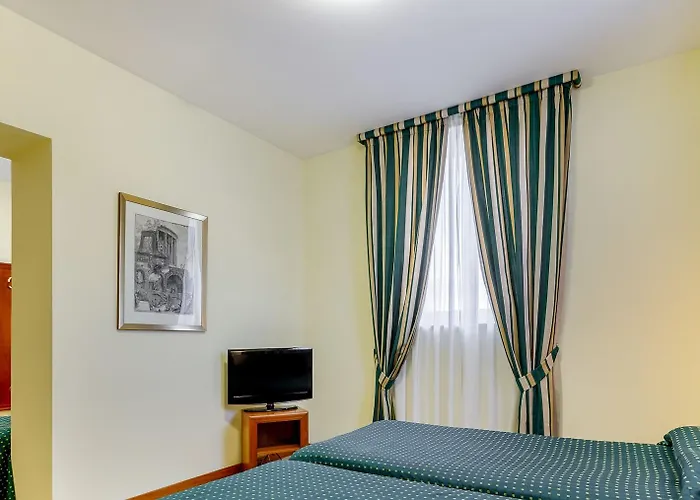 Отель Residenza Paolo Vi Рим