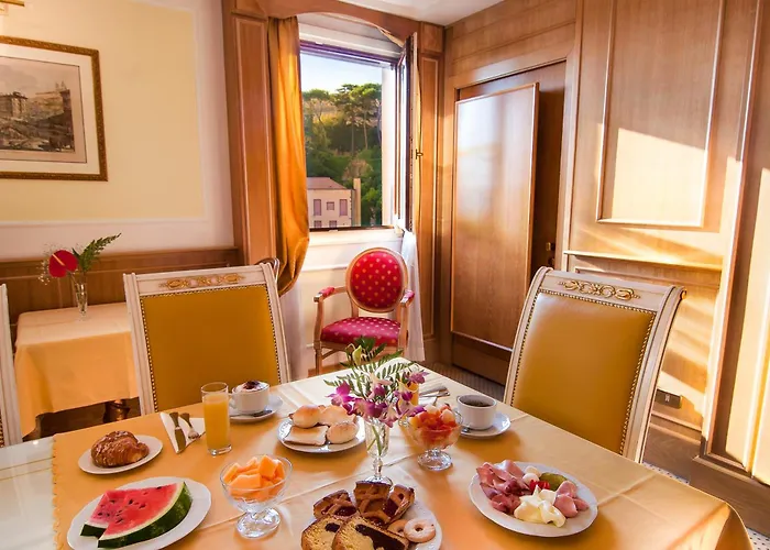 Residenza Paolo Vi Отель