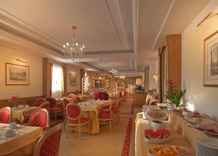 Отель Residenza Paolo Vi Рим