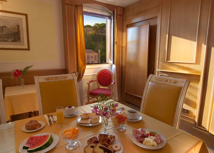 Residenza Paolo Vi Отель