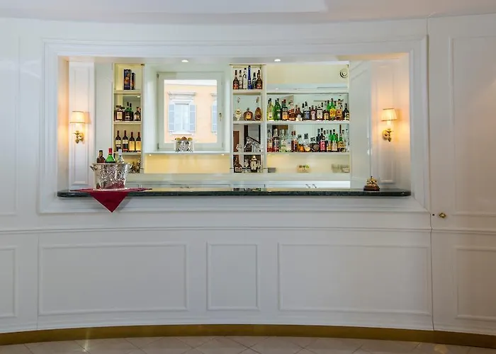 Отель Residenza Paolo Vi 4*